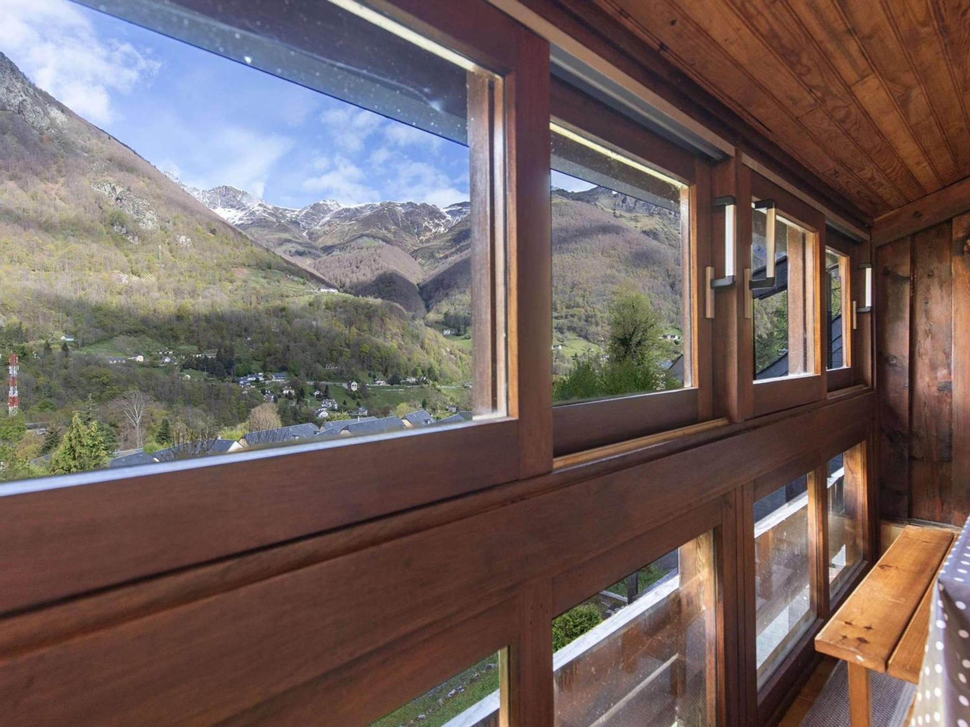 T2 Renove Avec Terrasse, Parking Prive, Local Velos A Cauterets - Fr-1-401-290 외부 사진